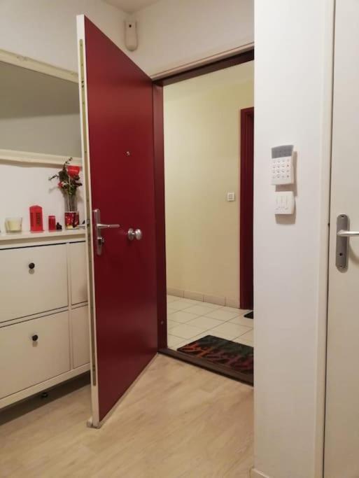 Joli Appartement Avec Jardin Et 2 Parkings Prives アルジャントゥイユ エクステリア 写真